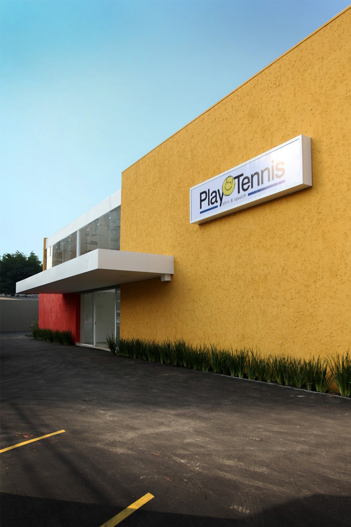 Play Tennis – Sto. Amaro